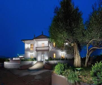 Villa Claudia Resort