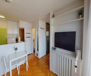 Studio In Centro stile Varsavia Con Check-in Automatico H24