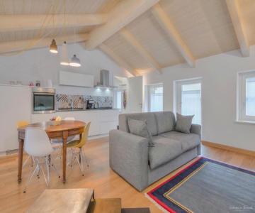 Casa Nel Vicolo - Storie E Dimore