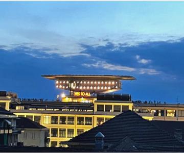 Golden House-super View On Turin