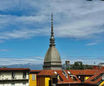 Le Finestre Sulla Mole