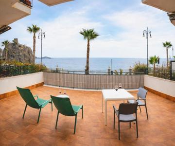 La Terrazza Sul Mare Modern Apartment