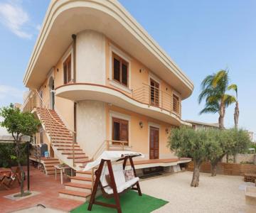Villa Benazar - Luxury Suite 150m to the sea