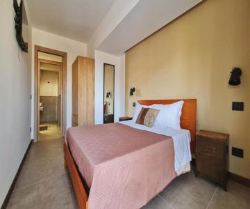 The Blue Ad Red Rooms