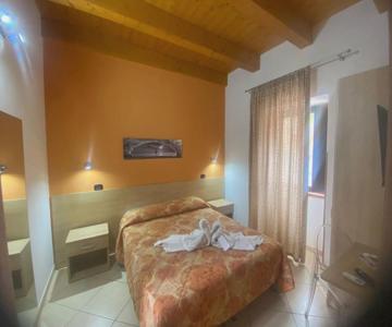 Mandanici :borgo Marsalini 2.0