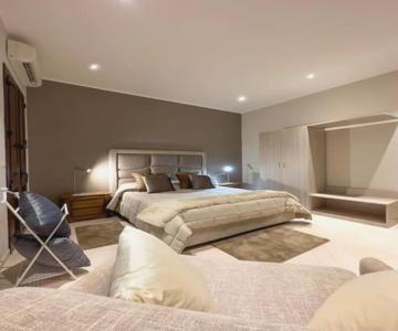 Le Cento Sculture Apartment