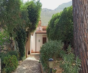 Villa Indipendente Con Patio Giardino E Parcheggio