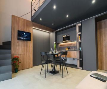 Bedda, Tiny Studio