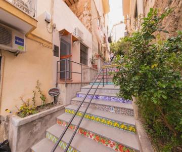 Carrettieri 9 Apartment