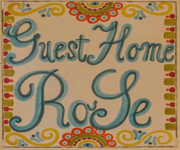 Guest Home Rose