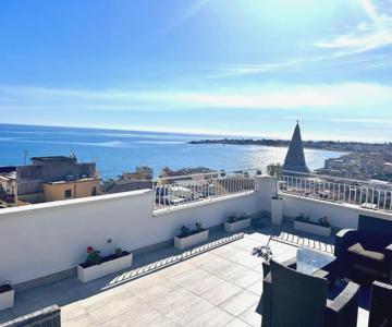 Luxury Penthouse Sea View With Terrace
