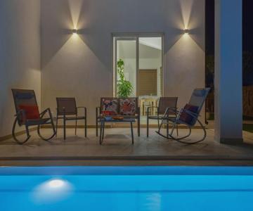 Villa Shamsi - Heated Pool And Beach At 70mt