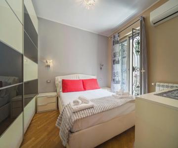 Mata E Grifone - Bivani Con Posto Auto