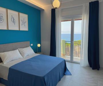 Milazzo Blu Fronte Mare, Vista Eolie