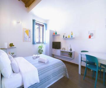 Spazio E Colore Nel Cuore Della Città