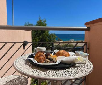 215 Addaura Luxury Room