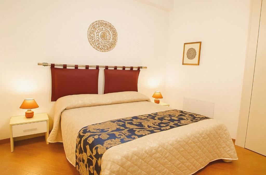 Segesta - New Nouveau Bedding