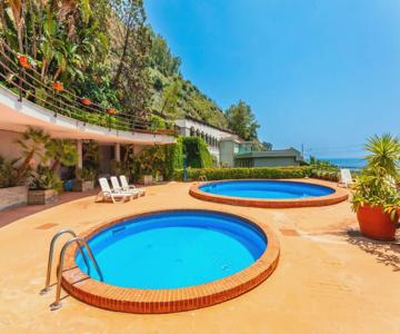 Giulia's Apartment On The Sea