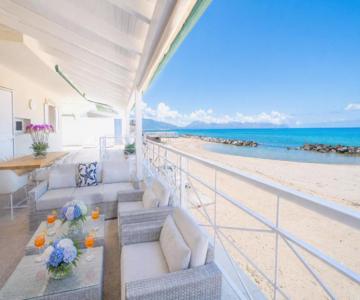 Amira Beach Villa by Le Dhome Sicily
