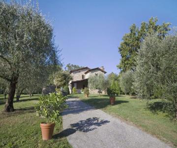 Broccolo by Salogi Villas