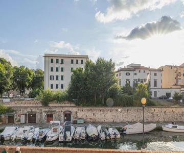 The Architect Suite - Canals View