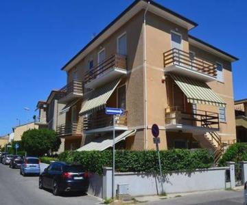 Appartamento A Cecina Mare