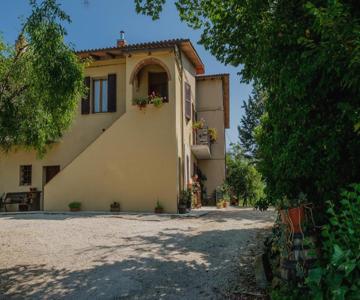 Lignanello Country House