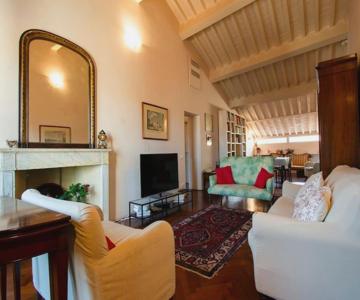 Pampurio On The Roofs