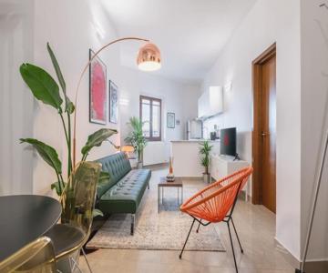 Un Passo Dalla Torre