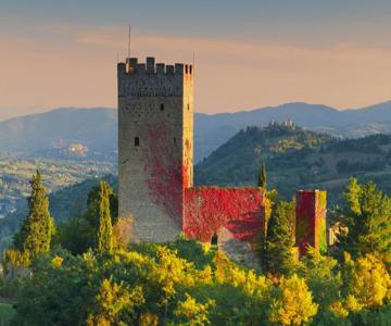 Castello E Borgo Di Porciano