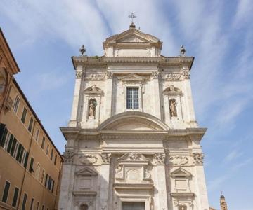 Lucherini 12 - Grande Appartamento Centro