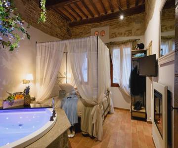 Hortus Conclusus + Free Parking