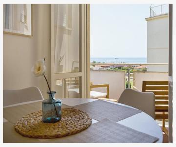 Casa Gorgone, Seafront Flat!
