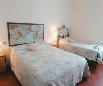 Assisi Hus Stanza Tripla In Appartamento