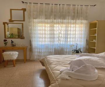 Casa Vacanza Lilia Vicino La Stazione E Caserma