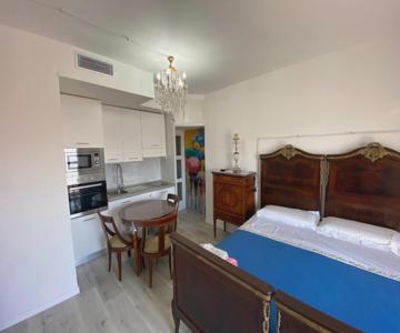 Appartamenti Con Terrazo Solare