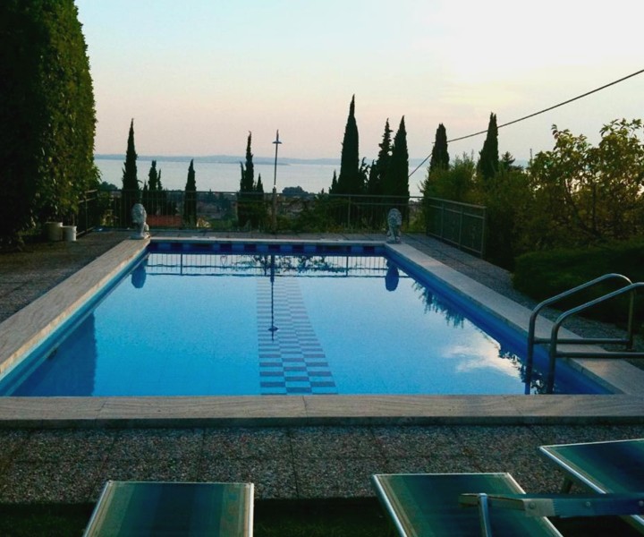 Poli Villa-s Apartment