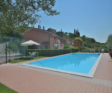 Apartment Joan Mirò With Pool