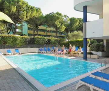 Green Holiday Wohnung Mit Schwimmbad