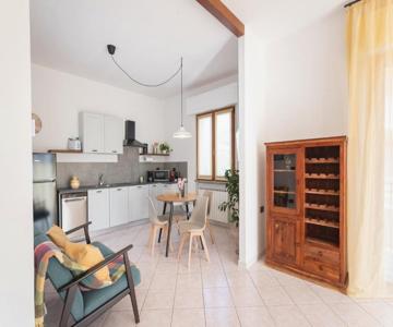 Ampio Monolocale Con Piscina