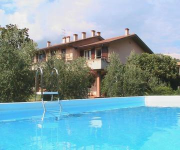 Le Giare Apartments Garda