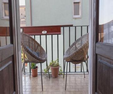 3 Minutes From Train