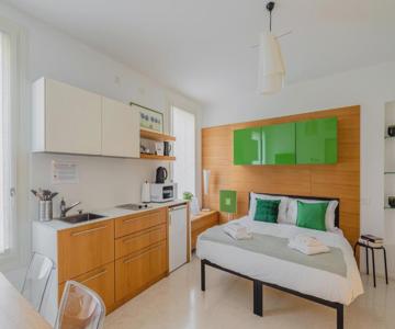 Hospital Giustinianeo & University - Cozy Studio!