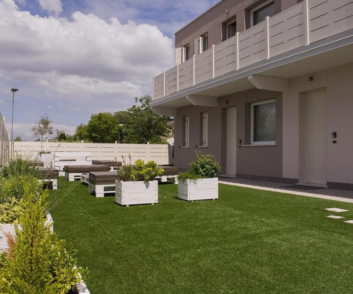 Home Suites Home