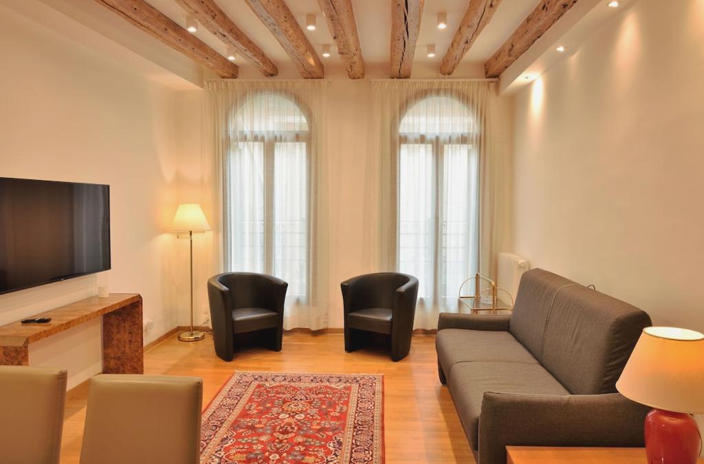 Charming Venice Apartments