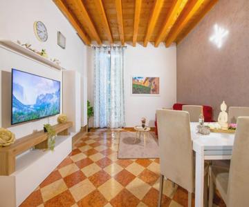 Mazzini Luxury Suite