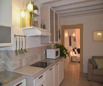 Verona White Lodge