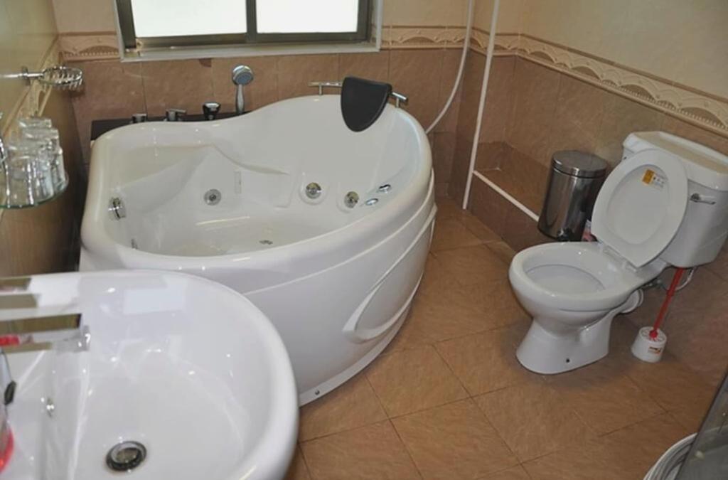 Ridgecage Guest House