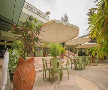 Sagret Hotel Equatorial