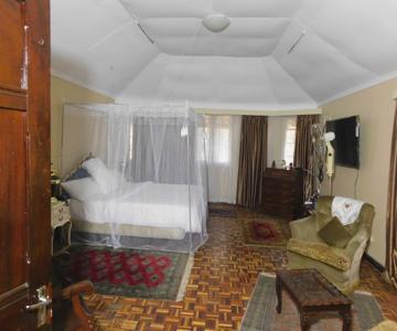 Regal Suites